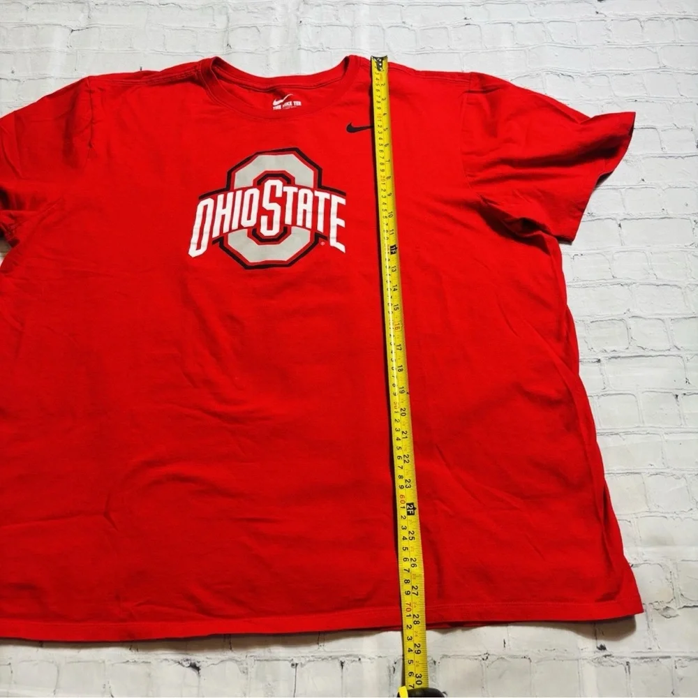 The Nike Tee Ohio State Buckeyes Shirt Mens XXL Red Short Sleeve Athletic Cut